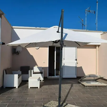 Charming Flat In - 35 Sqm - Smoking Area Access *