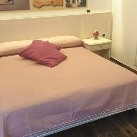 Charming Flat In - 35 Sqm - Smoking Area Access *