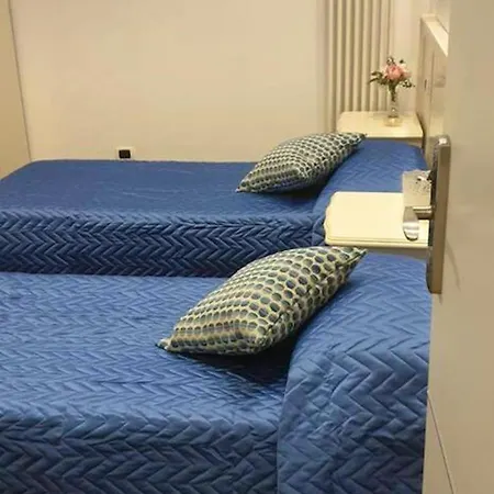 펜션 Charming Flat In - 35 Sqm - Smoking Area Access 카노사디풀리아