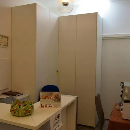 Charming Flat In - 35 Sqm - Smoking Area Access 펜션